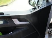 Volkswagen Caravelle 22