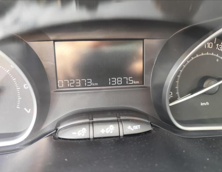 Peugeot 2008 12