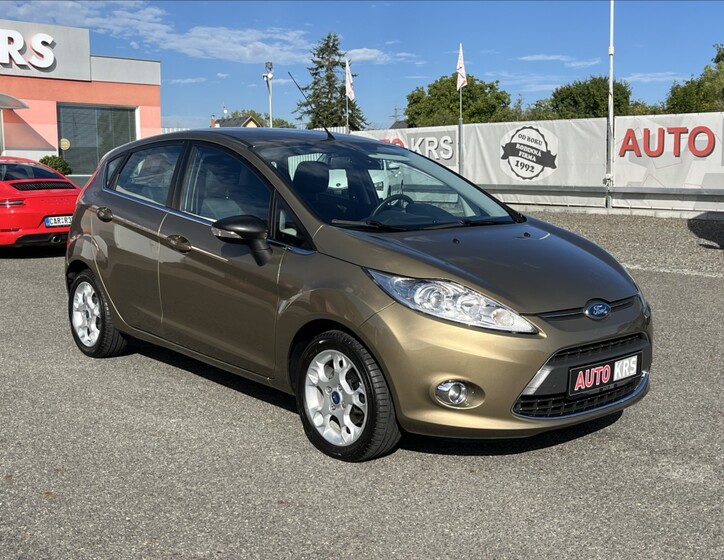 Ford Fiesta 16