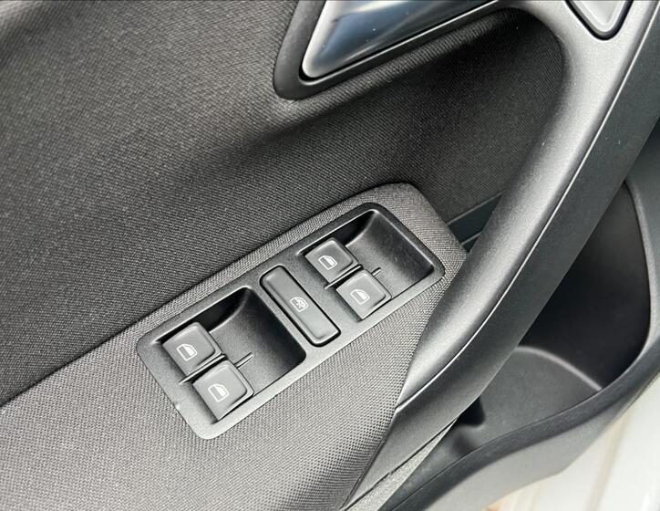 Volkswagen Polo 37