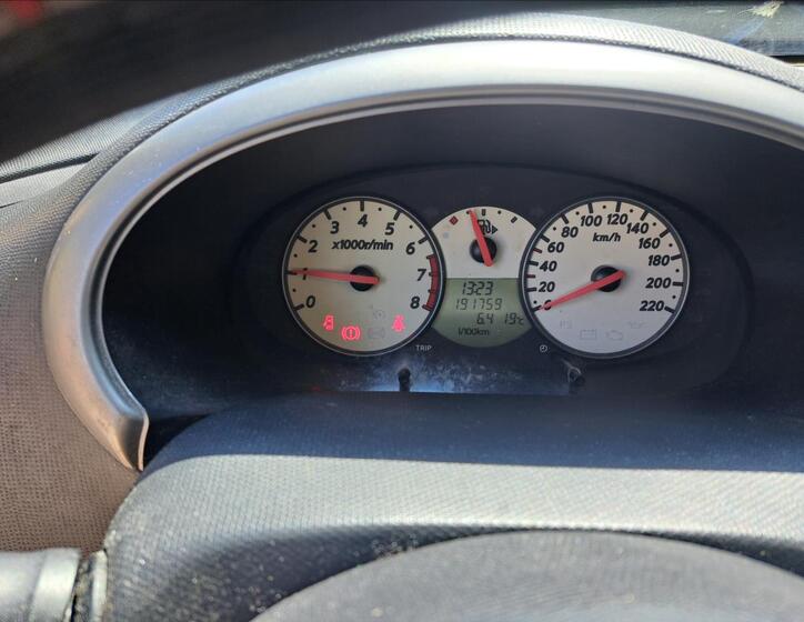 Nissan Micra 26