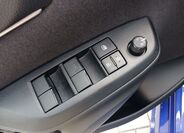 Toyota Yaris 16