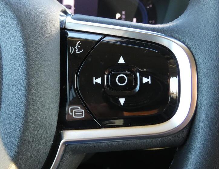 Volvo XC90 12