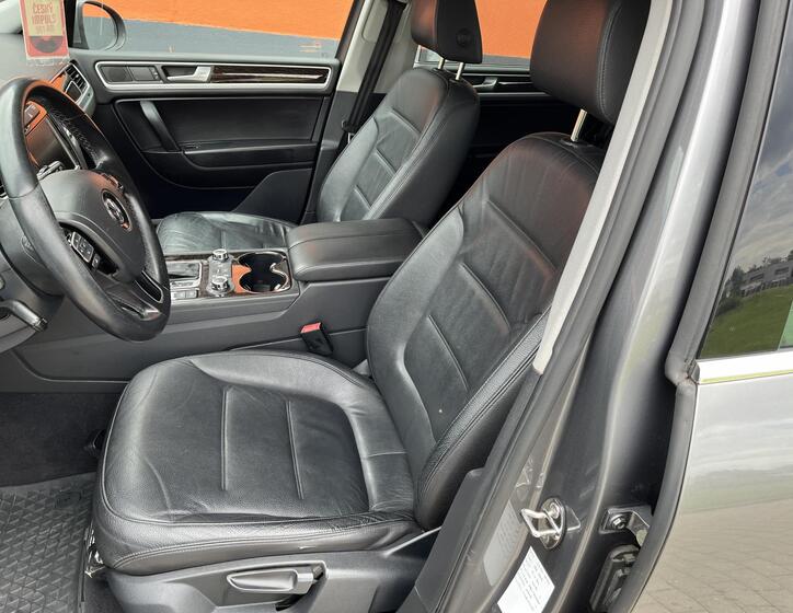 Volkswagen Touareg 9
