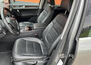 Volkswagen Touareg 9