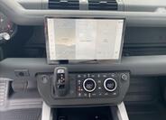 Land Rover Defender 13