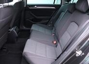 Volkswagen Passat 16