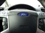 Ford Galaxy 16