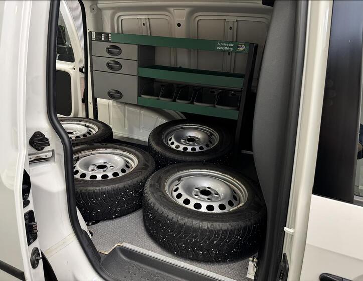 Volkswagen Caddy 30