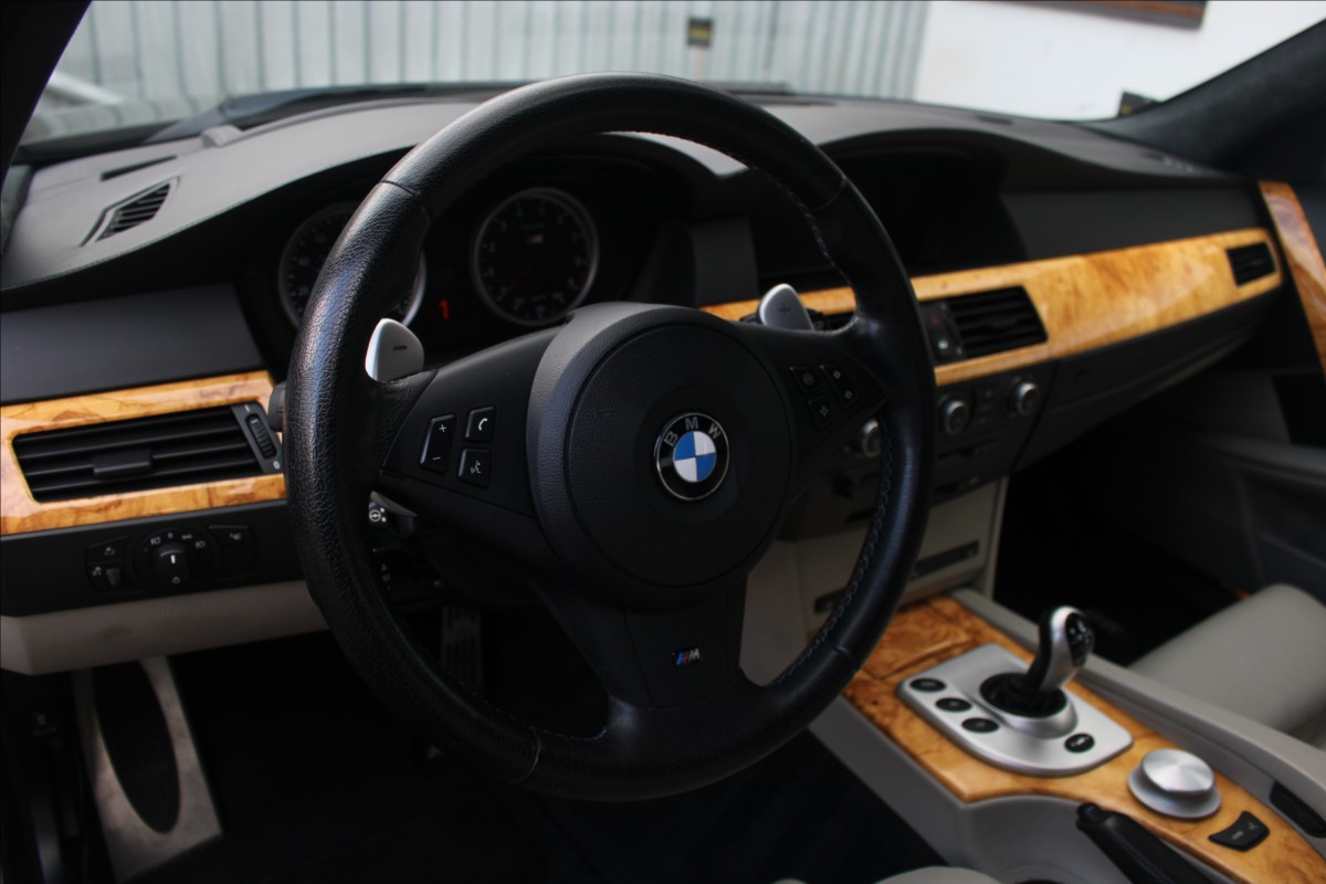 BMW M5