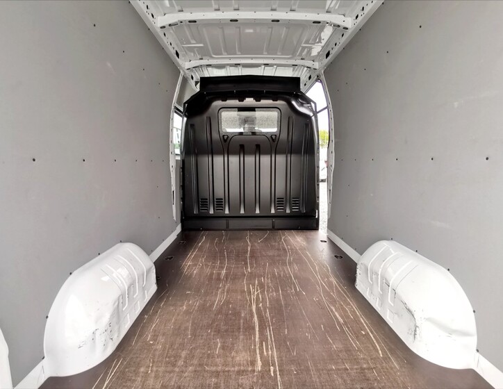 Renault Master 18