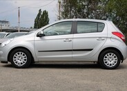 Hyundai i20 8