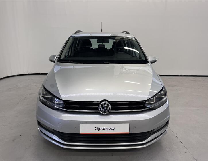 Volkswagen Touran 4