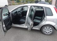 Ford Fiesta 10