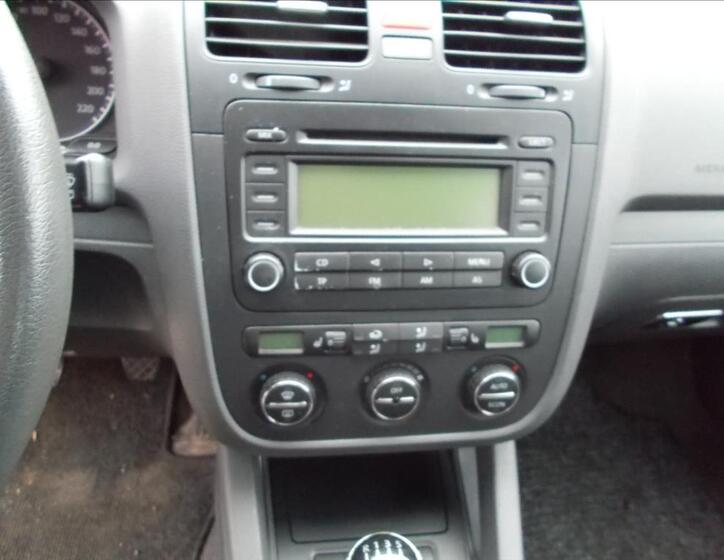 Volkswagen Golf 17