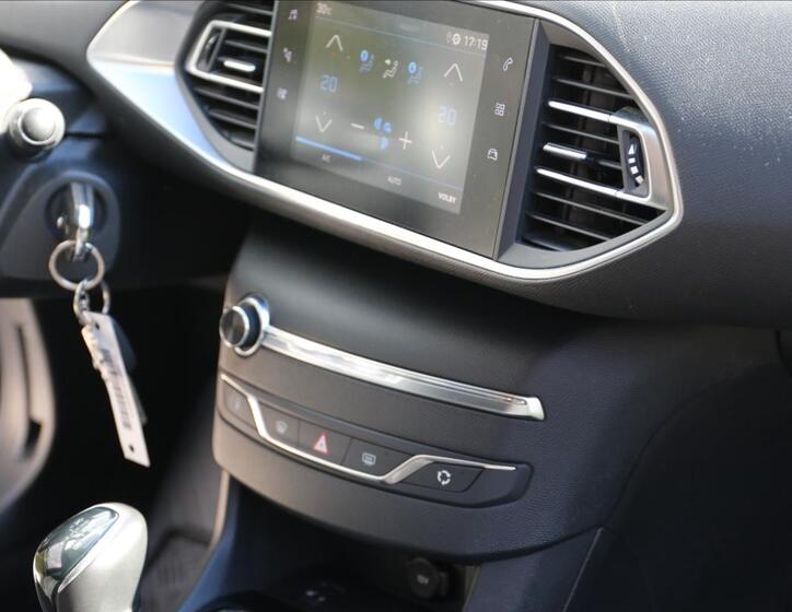Peugeot 308 32