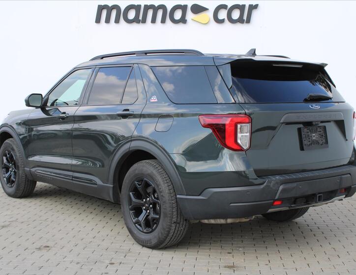 Ford Explorer 5