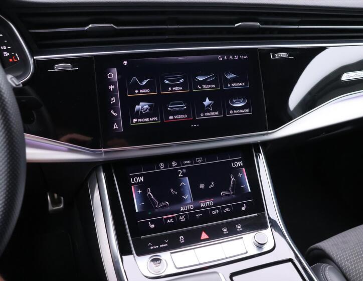 Audi Q7 19