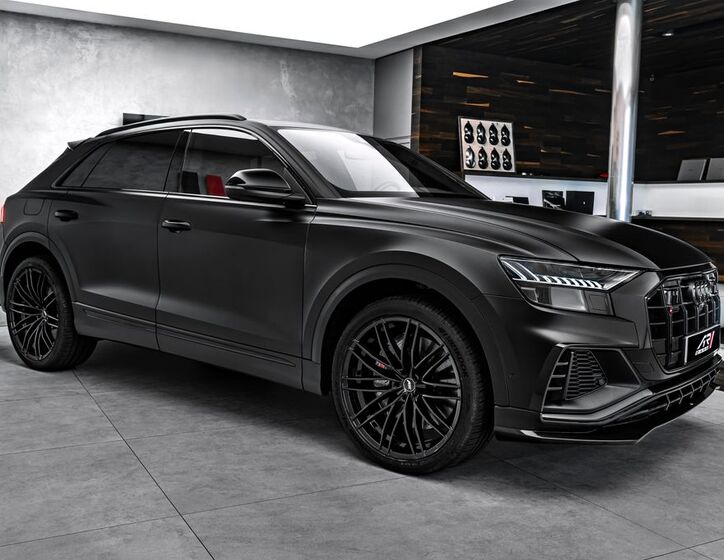 Audi SQ8 4