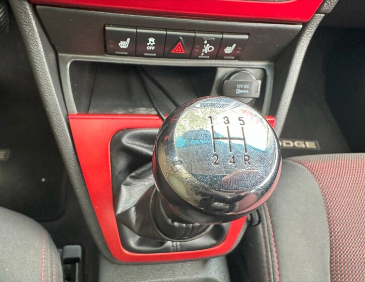 Dodge Caliber 24