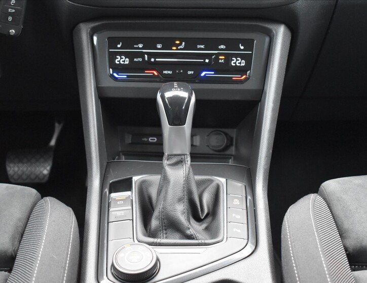 Volkswagen Tiguan 14