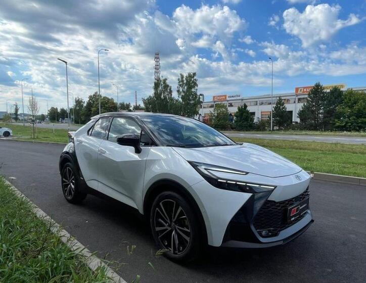 Toyota C-HR 9