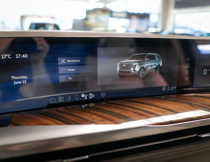 Cadillac Escalade 37