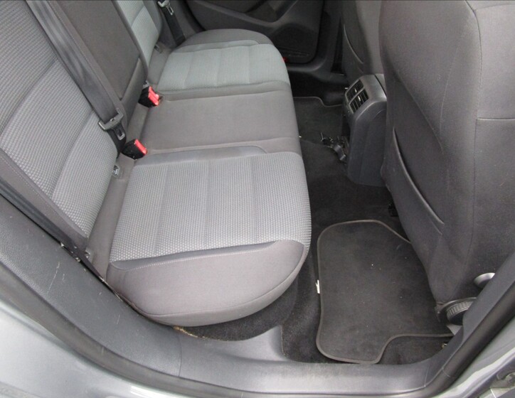 Volkswagen Golf 21