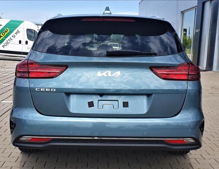 KIA Ceed 5