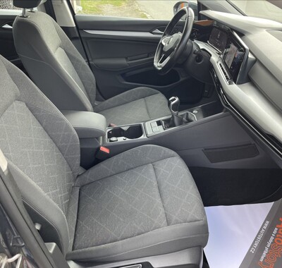 Volkswagen Golf 22