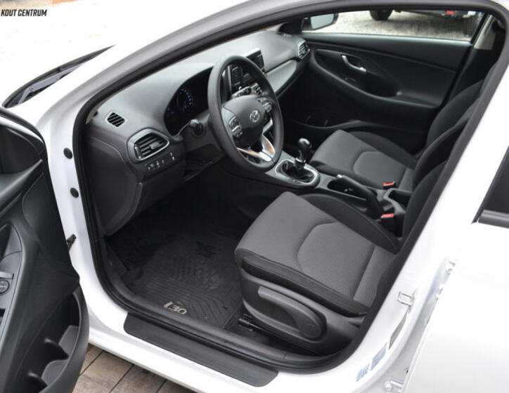 Hyundai i30 18