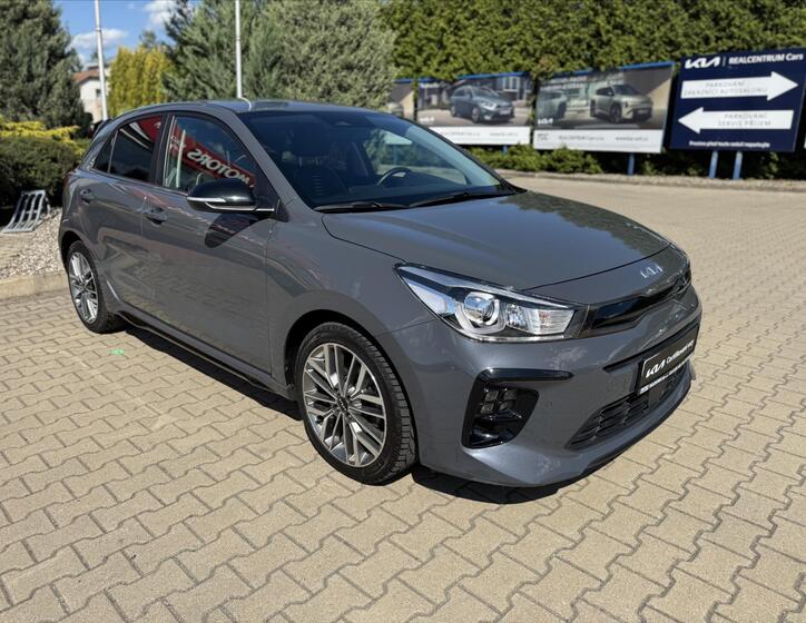KIA Rio 9
