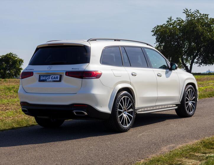 Mercedes-Benz GLS 7