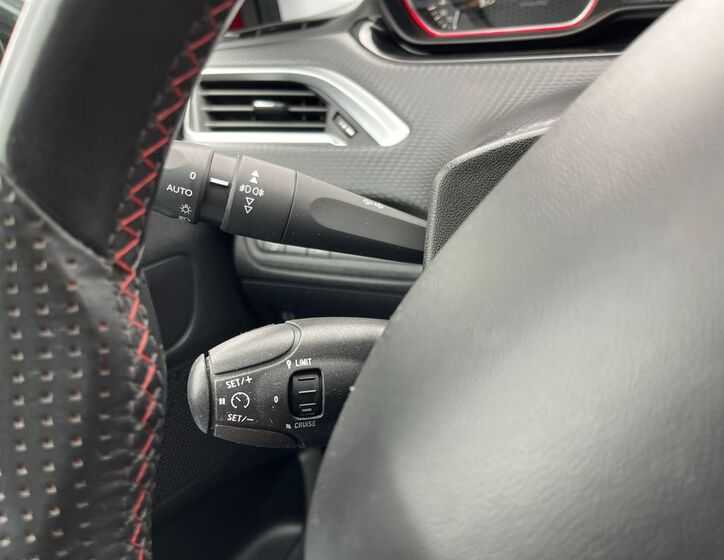 Peugeot 2008 12
