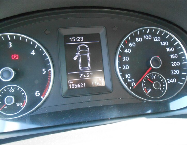 Volkswagen Touran 20