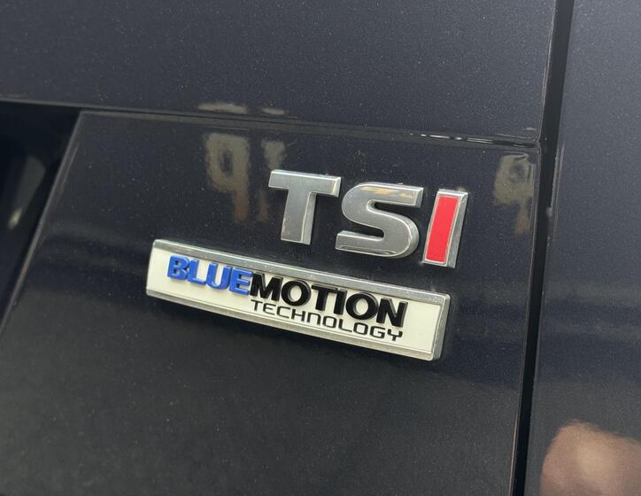 Volkswagen Golf 40