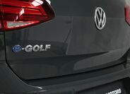 Volkswagen Golf 9