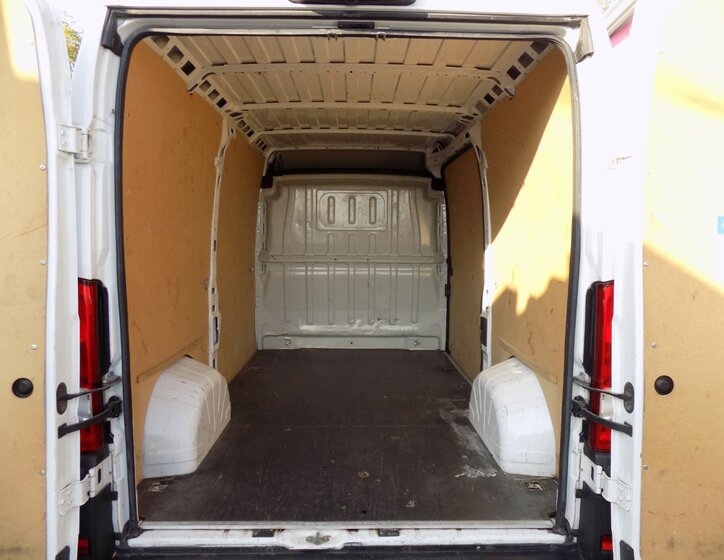 Peugeot Boxer 8