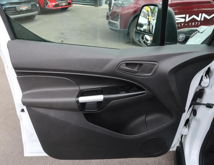 Ford Transit Connect 21