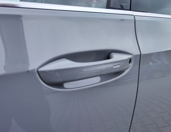 Volkswagen Golf 11