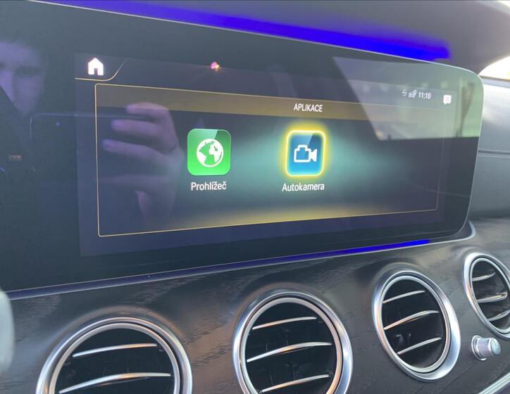 Mercedes-Benz Třídy E 18