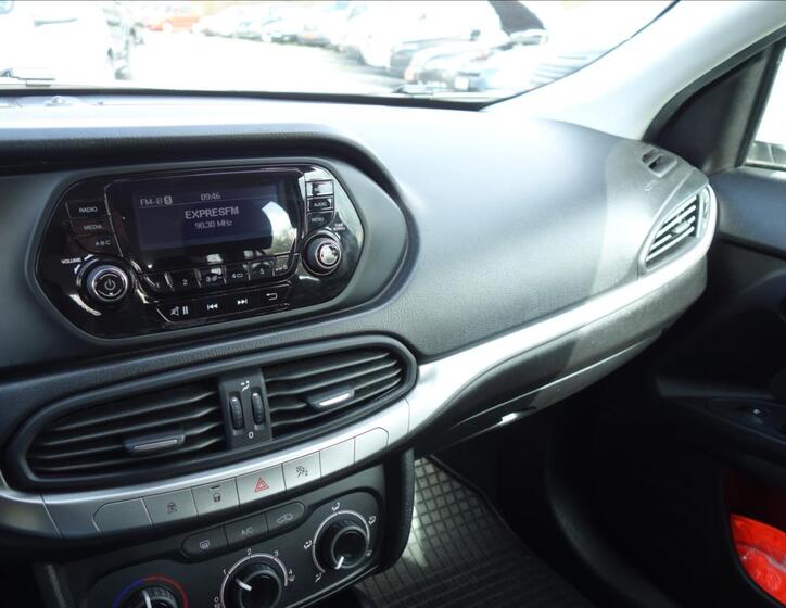 Fiat Tipo 28