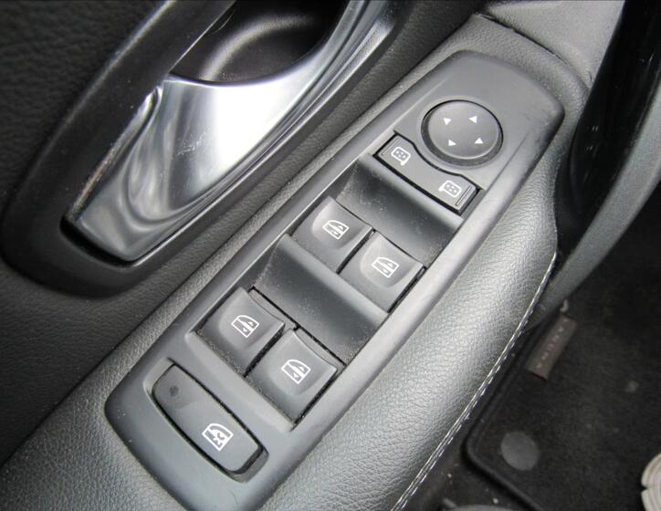 Renault Laguna 23