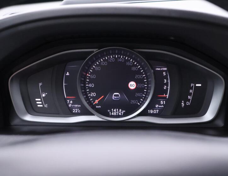 Volvo XC60 14