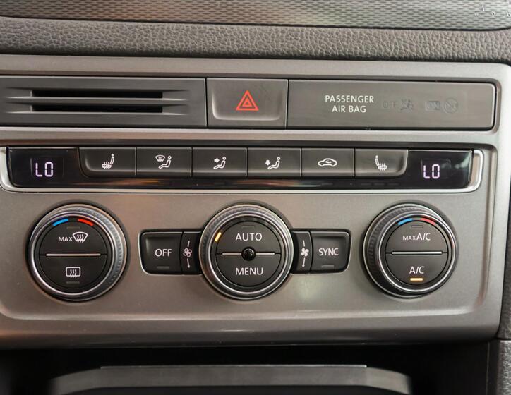 Volkswagen Golf Sportsvan 24