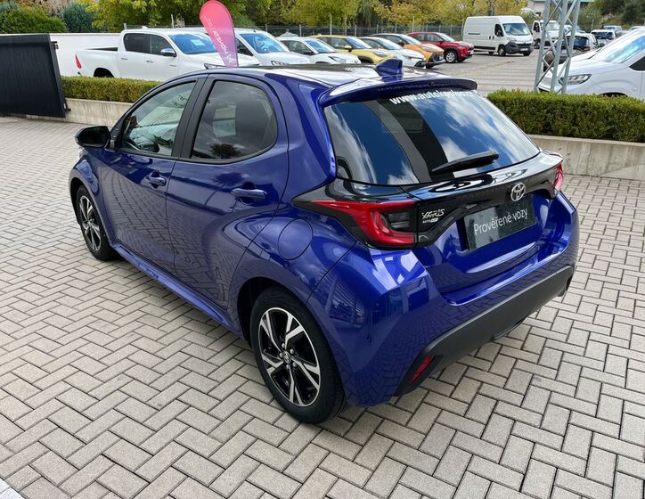 Toyota Yaris 4