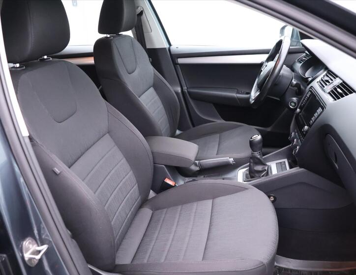 Škoda Octavia 13