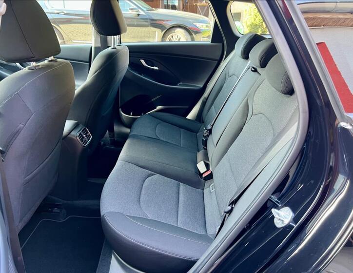 Hyundai i30 12
