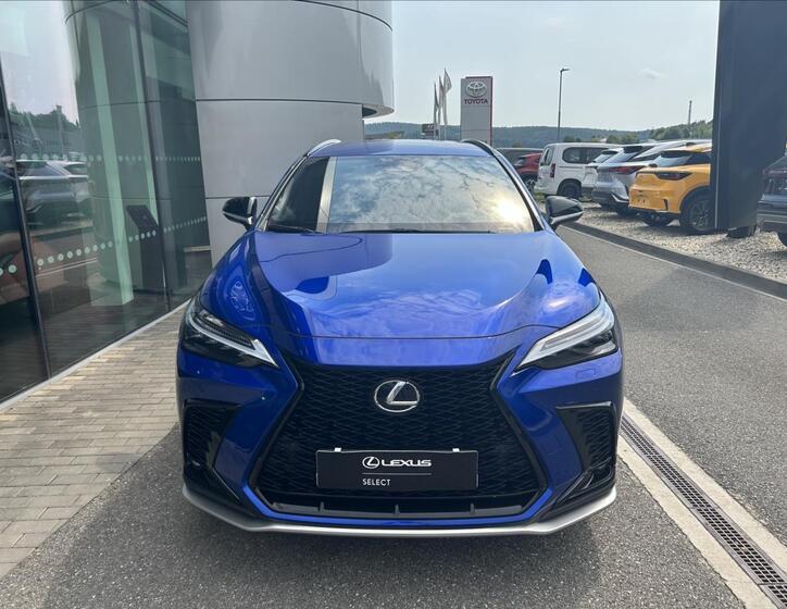 Lexus NX 450h+ 4