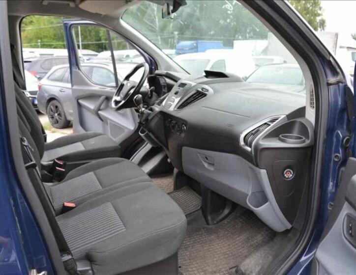 Ford Transit 13